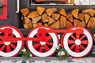 《方块方舟》创造模式来袭，感恩节活动嘟嘟霸王龙同步登场